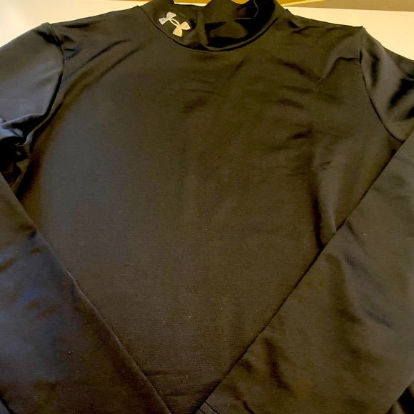 Under Armour Fitted Cold Gear Long Sleeve Shirt Size YMD - Picture 1 of 8